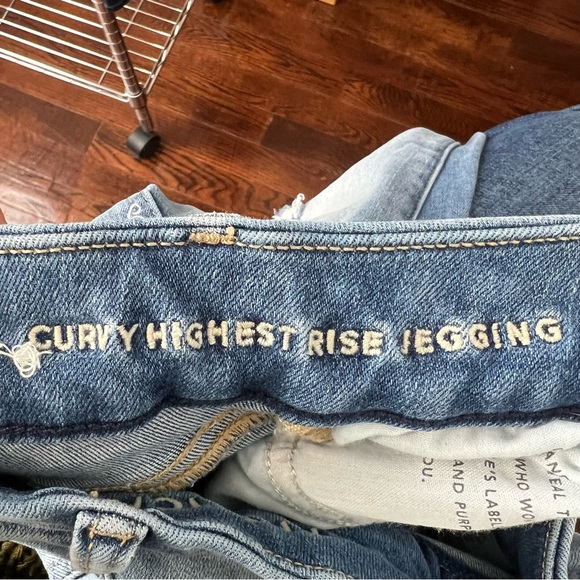 American Eagle Curvy Highest Rise Jegging Jeans Size 2 Stretch Distressed - Picture 5 of 5